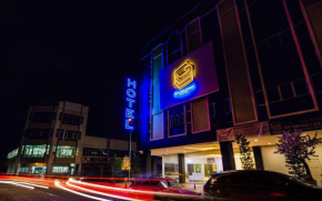 Отель Golden Roof Hotel Ampang Ipoh  Ипох
